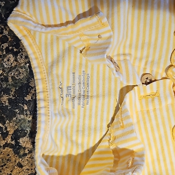 $3for12$$$Bundle 2 spring/summer 3 month sleeveless pants onesies - Picture 6 of 8